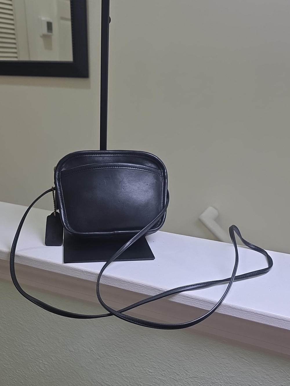 COACH Vintage USA Leather Crossbody Bag Style 373 Black Glove Tanned Leather